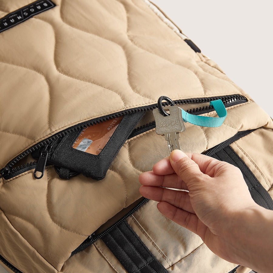 Paz 23L Work Backpack